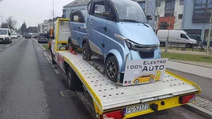 1(001)(001) 1(001)(001)