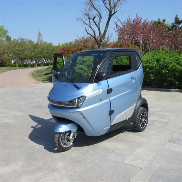 Tricicle elèctric Vehicle de tres rodes amb CEE